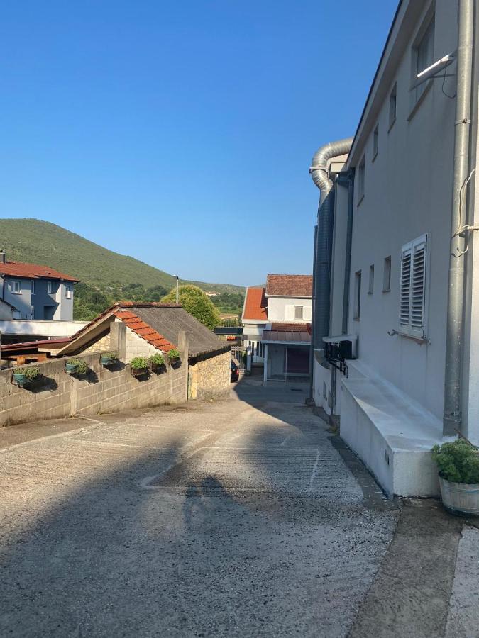 Maca I Ante Pavlovic Bed & Breakfast Medugorje Bagian luar foto